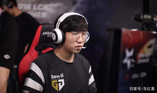 也在球场外 也在球场外