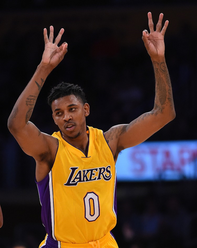 菱形出球 菱形出球