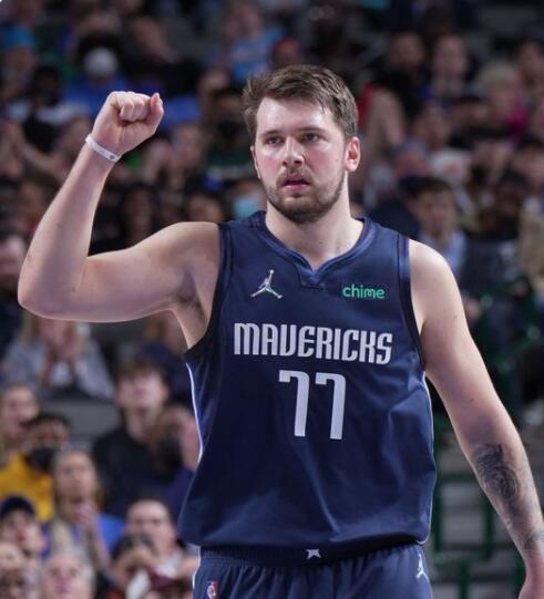 他短期赢 他短期赢