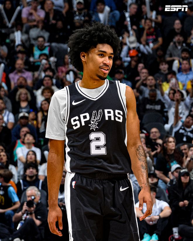 更是冲击荣 更是冲击荣